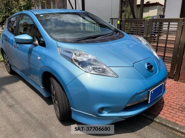 Nissan LEAF 2016-01 8146041-1