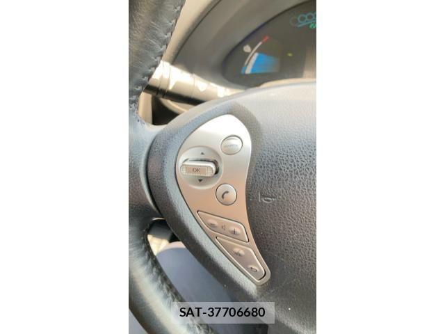 Nissan LEAF 2016-01 8146041-19