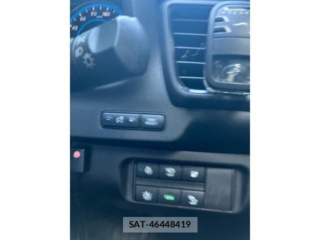 Nissan LEAF 2017-11 8158669-14