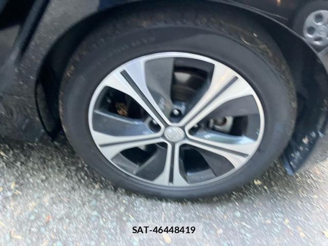 Nissan LEAF 2017-11 8158669-5