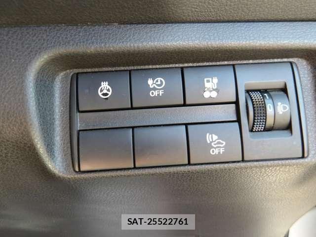Nissan LEAF 2018-01 8208259-21