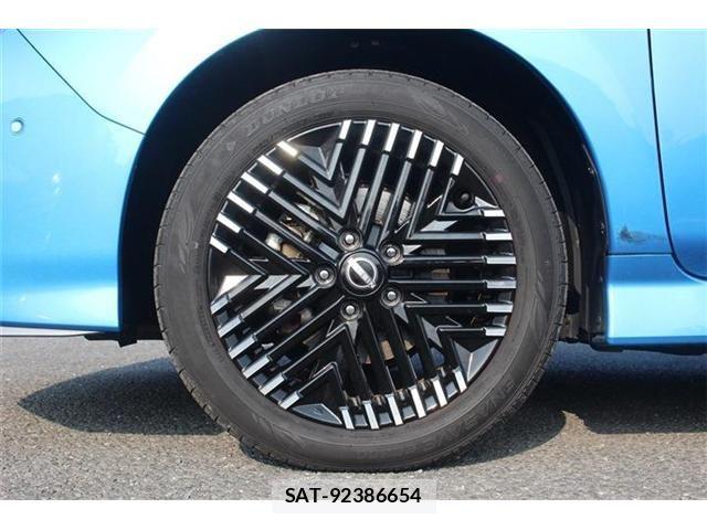Nissan LEAF 2023-02 8208257-25