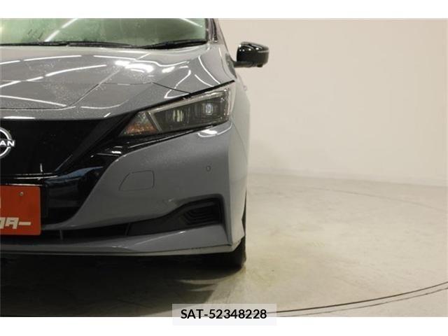 Nissan LEAF 2022-06 8208256-14