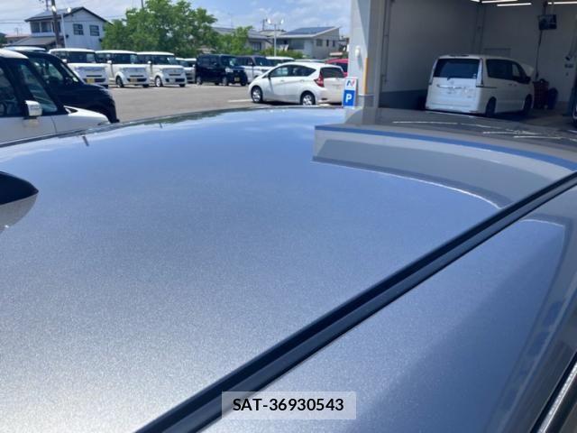 Nissan LEAF 2016-09 8208262-10