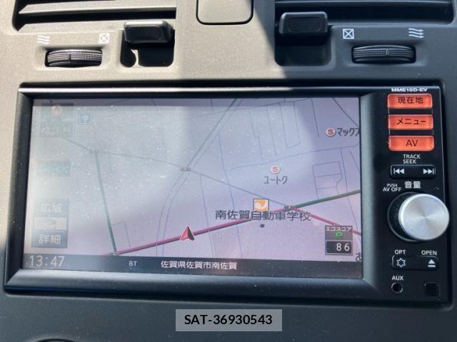 Nissan LEAF 2016-09 8208262-17