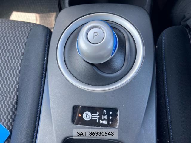 Nissan LEAF 2016-09 8208262-19