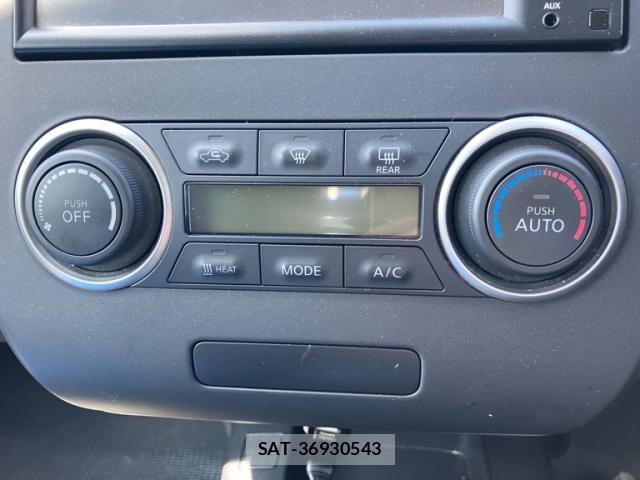Nissan LEAF 2016-09 8208262-21