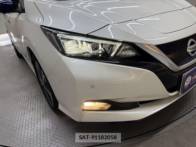 Nissan LEAF 2021-04 8208255-15