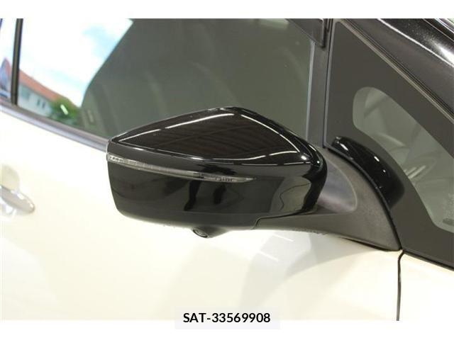 Nissan LEAF 2019-05 8230566-21