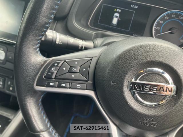 Nissan LEAF 2019-01 8230567-13