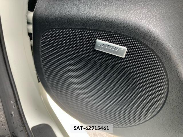 Nissan LEAF 2019-01 8230567-14