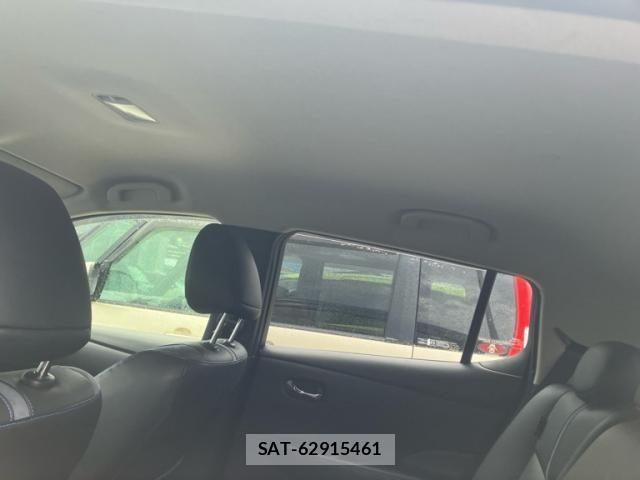 Nissan LEAF 2019-01 8230567-25