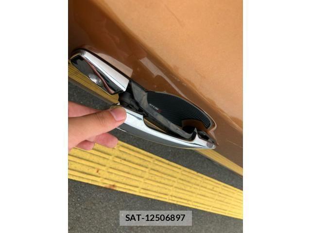 Nissan LEAF 2016-02 8230569-13