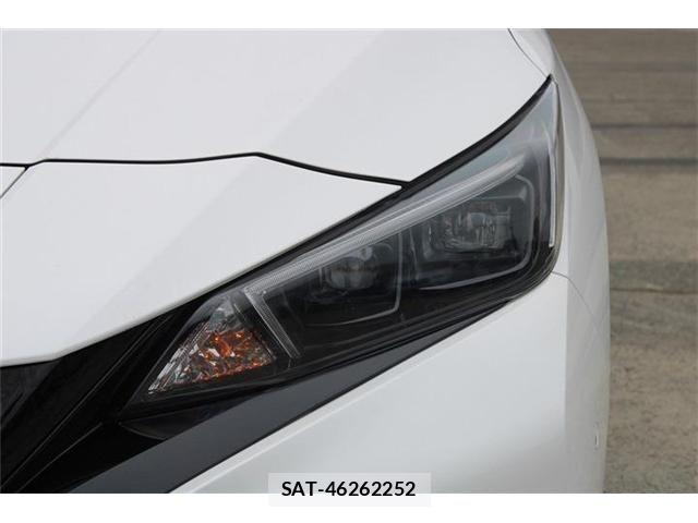 Nissan LEAF 2022-06 8245655-14