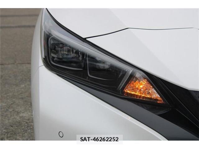 Nissan LEAF 2022-06 8245655-16