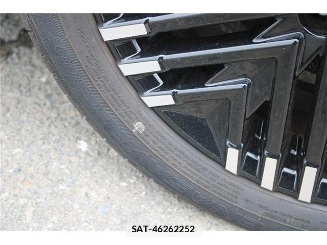Nissan LEAF 2022-06 8245655-27