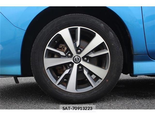 Nissan LEAF 2020-10 8245656-15