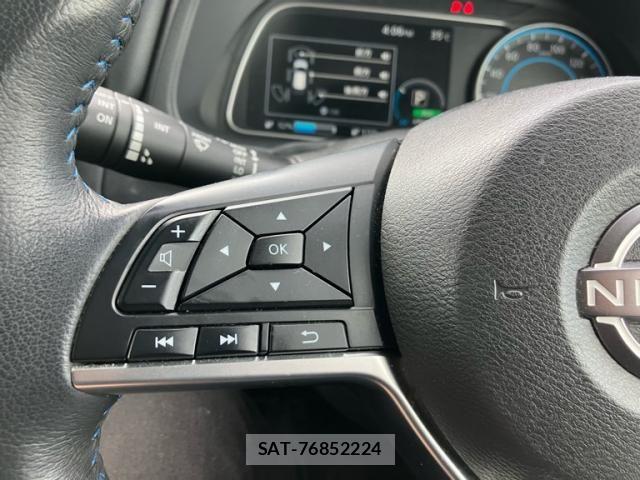 Nissan LEAF 2022-07 8245663-12