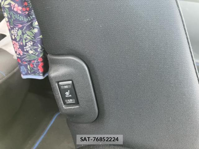 Nissan LEAF 2022-07 8245663-19