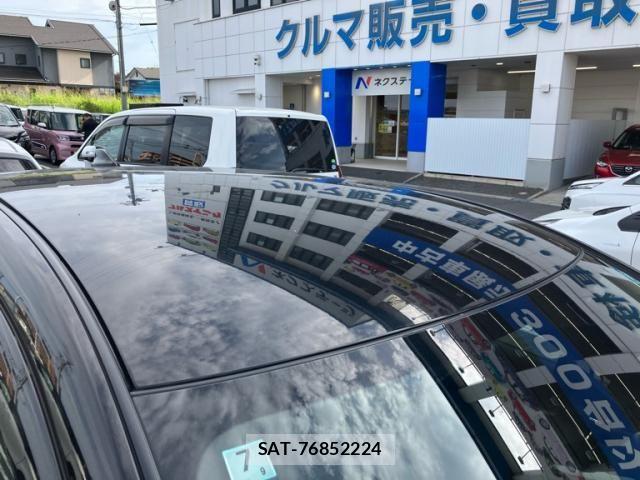 Nissan LEAF 2022-07 8245663-4