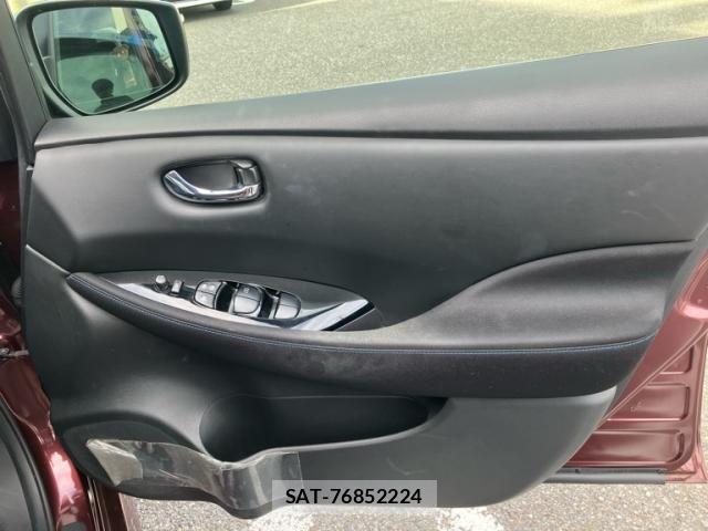 Nissan LEAF 2022-07 8245663-8