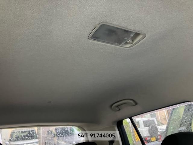 Nissan LEAF 2016-06 8315103-23
