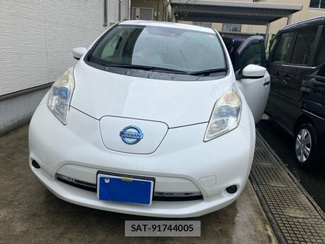 Nissan LEAF 2016-06 8315103-2