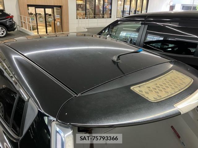 Nissan LEAF 2014-02 8315104-9