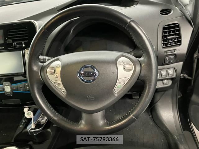 Nissan LEAF 2014-02 8315104-14