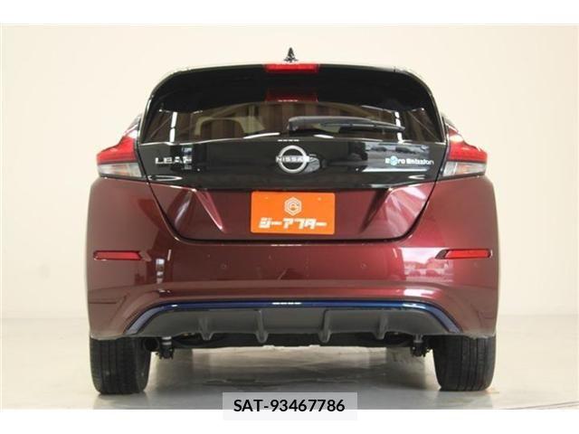 Nissan LEAF 2021-08 8315092-11