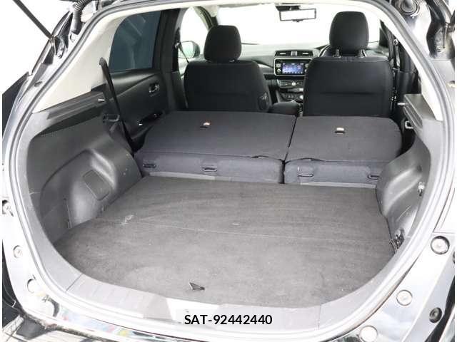 Nissan LEAF 2017-10 8315099-25