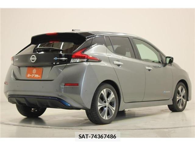 Nissan LEAF 2018-02 8315098-12