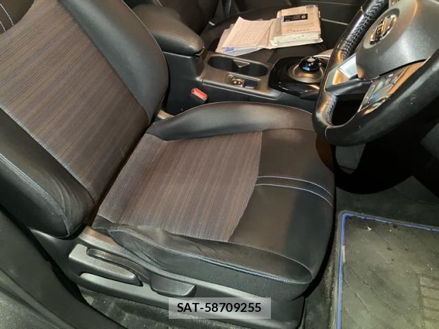 Nissan LEAF 2018-11 8315102-10