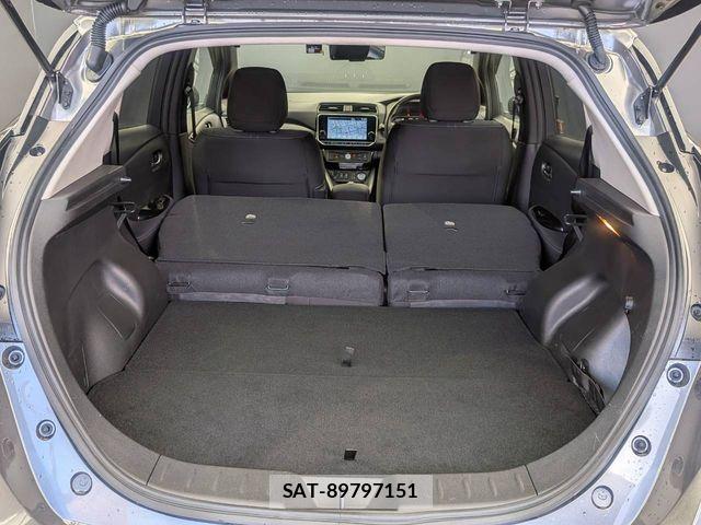 Nissan LEAF 2020-02 8315097-24
