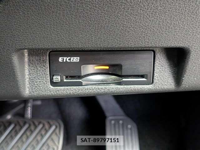 Nissan LEAF 2020-02 8315097-8