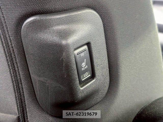 Nissan LEAF 2022-07 8315094-12