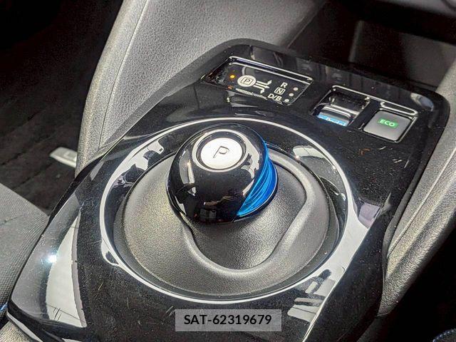 Nissan LEAF 2022-07 8315094-16