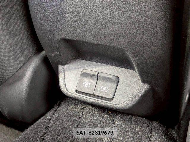 Nissan LEAF 2022-07 8315094-18