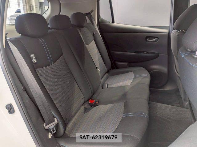 Nissan LEAF 2022-07 8315094-24