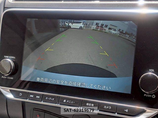 Nissan LEAF 2022-07 8315094-6