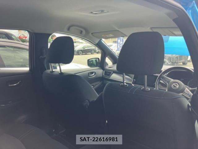 Nissan LEAF 2022-08 8315096-16