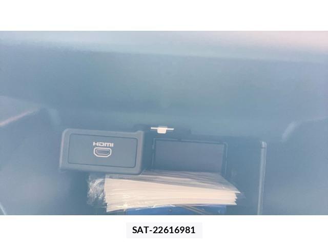 Nissan LEAF 2022-08 8315096-28