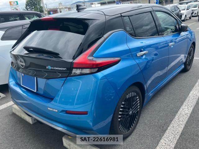 Nissan LEAF 2022-08 8315096-7