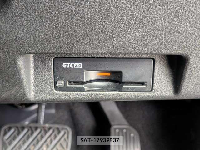 Nissan LEAF 2021-03 8315091-12