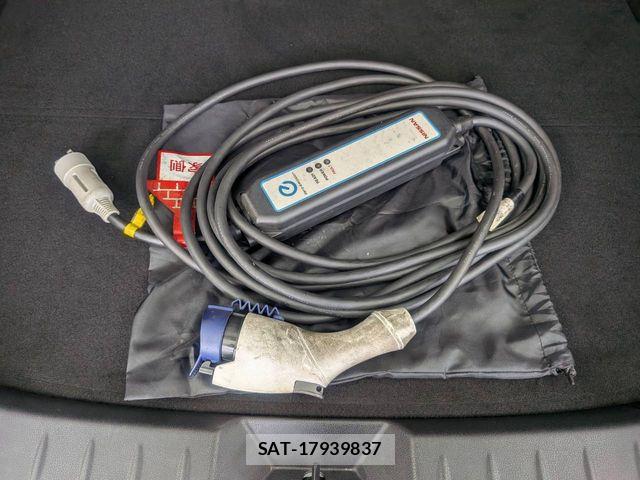 Nissan LEAF 2021-03 8315091-21