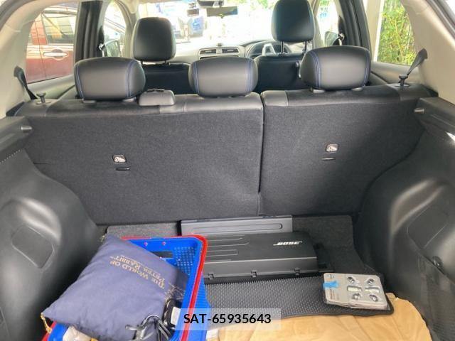 Nissan LEAF 2022-08 8315090-6