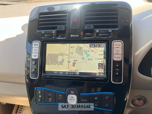 Nissan LEAF 2011-08 8315105-21