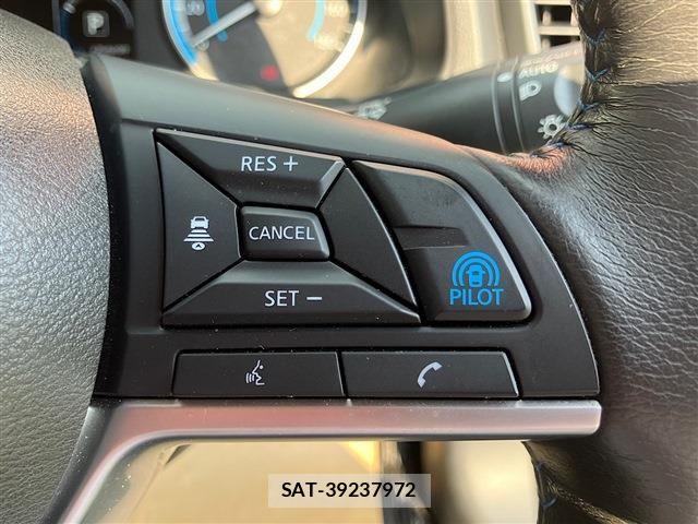 Nissan LEAF 2022-06 8336485-29