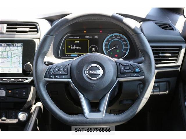 Nissan LEAF 2022-07 8336483-14