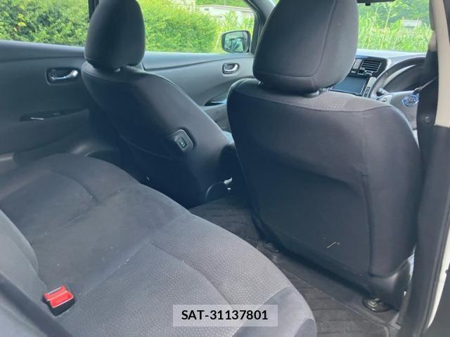 Nissan LEAF 2016-06 8336491-15